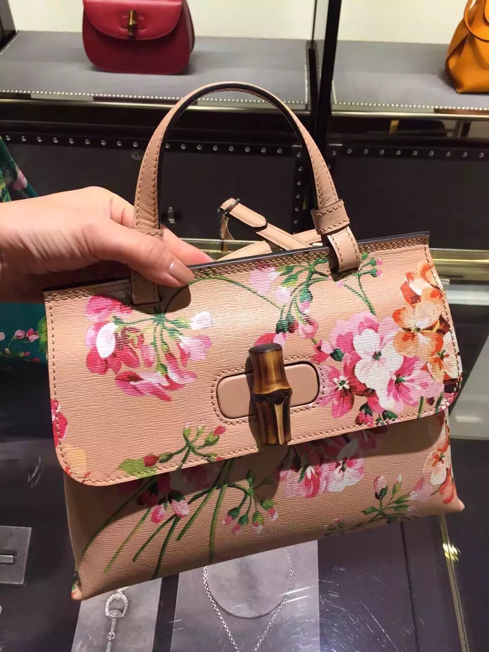 Gucci Bamboo Daily Blooms Handle Bag 392013 CWB1N 5770